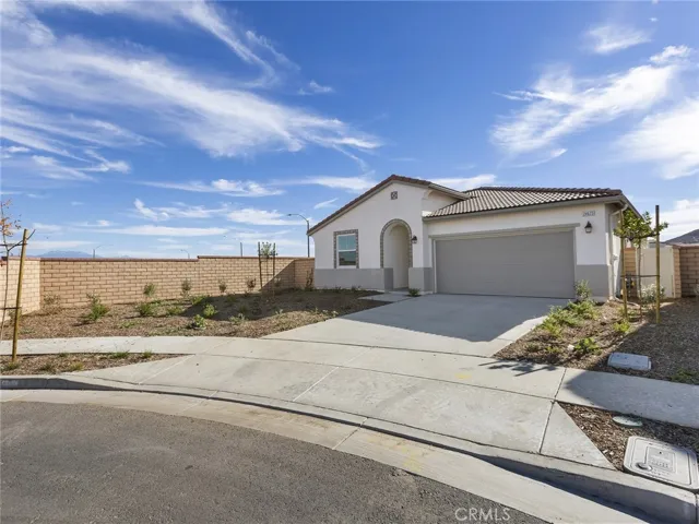24673 Blue Feather Circle, Menifee, California 92584