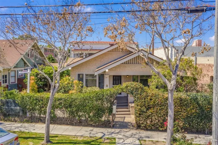 367 Junipero Avenue, Long Beach, California 90814