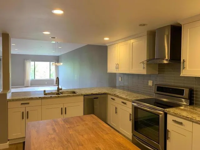 440 Cesano Court 208, Palo Alto, California 94306
