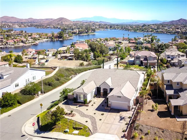 23 Volta Del Tintori Street, Lake Elsinore, California 92532