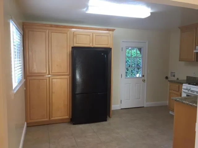 700 Mariposa 4, Mountain View, California 94040