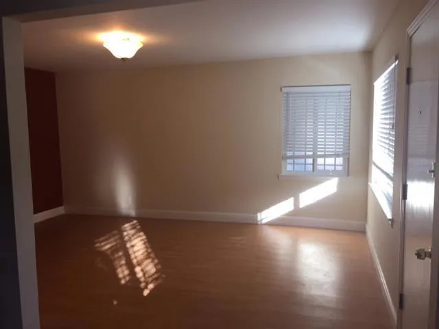 700 Mariposa 4, Mountain View, California 94040