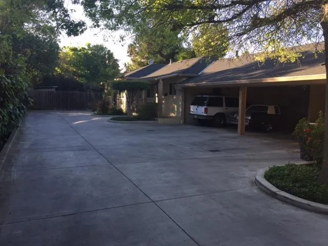 700 Mariposa 4, Mountain View, California 94040