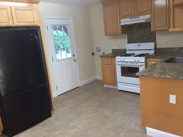 700 Mariposa 4, Mountain View, California 94040