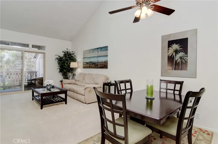 Flexible dining space is perfect for quiet meals, or entertaining large groups of family and friends.