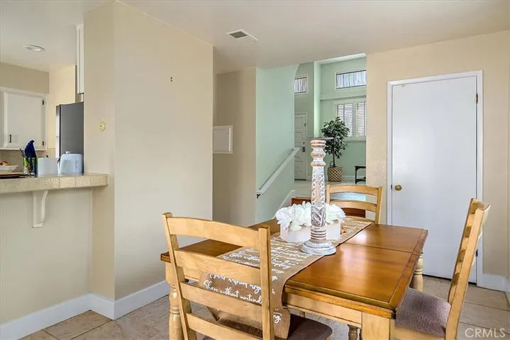 1106 Oceanaire Drive 1, San Luis Obispo, California 93405