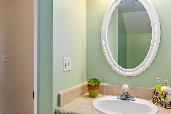 1106 Oceanaire Drive 1, San Luis Obispo, California 93405