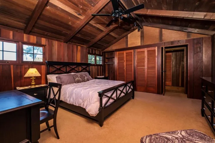 1034 Hillside Avenue, Pacific Grove, California 93950
