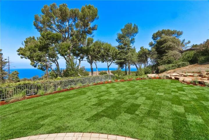 1606 Espinosa Circle, Palos Verdes Estates, California 90274