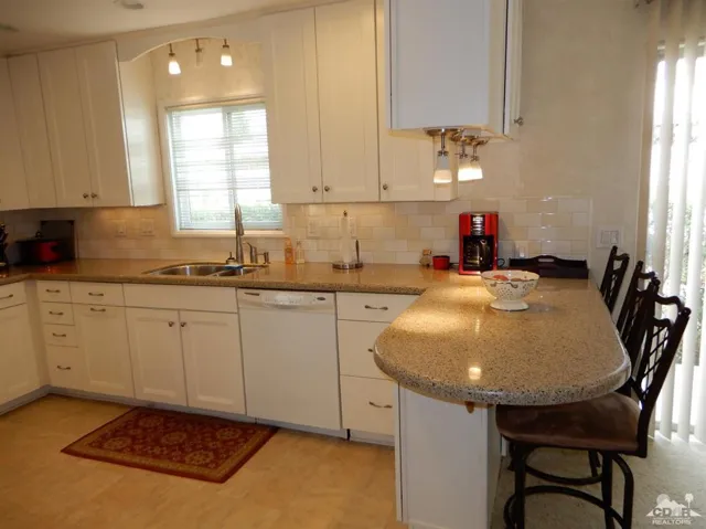 73343 Broadmoor Drive, Thousand Palms, California 92276