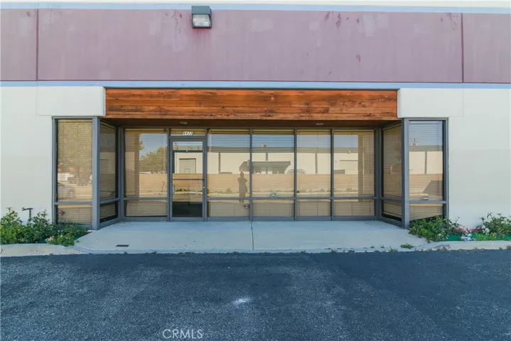 6422 Industry Way, Westminster, California 92683