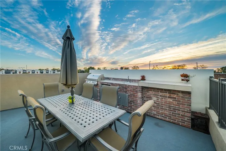809 Brickyard Lane, Costa Mesa, California 92627