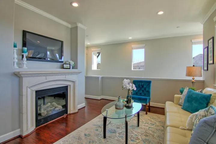 2100 Klassen Way, San Jose, California 95131