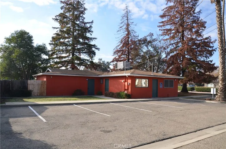 1814 W Dorothea Avenue, Visalia, California 93277