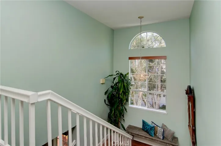 Lovely, traditional details in stairwell.
