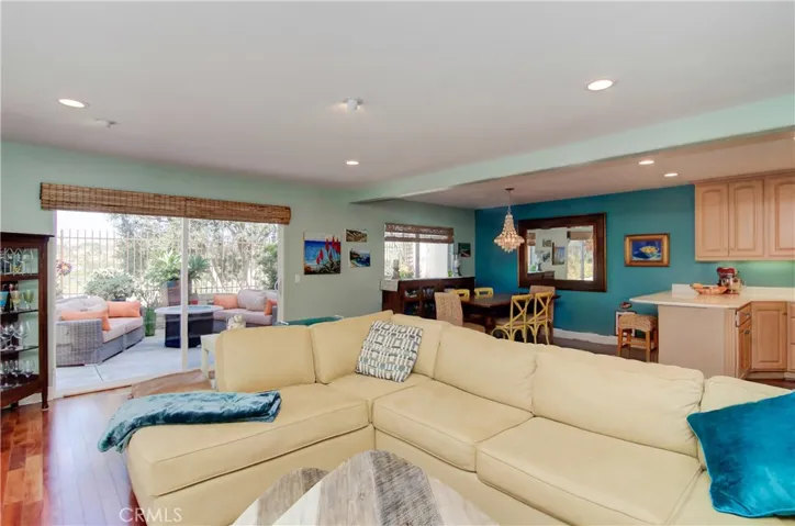 What a great hang out space!