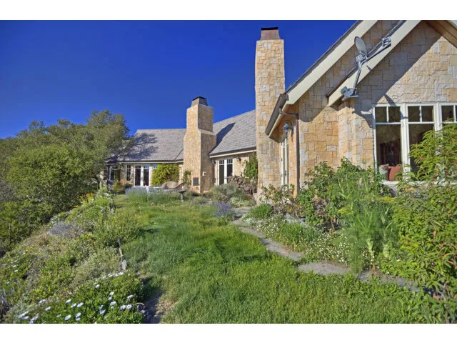 11709 Camino Escondido Road, Carmel Valley, California 93924
