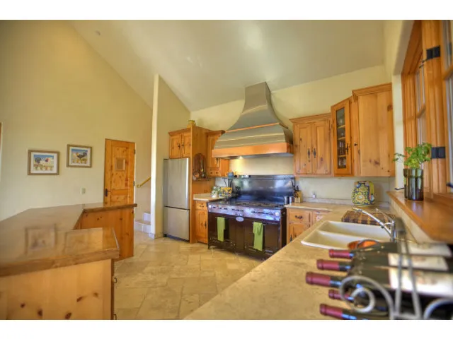 11709 Camino Escondido Road, Carmel Valley, California 93924