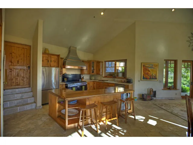 11709 Camino Escondido Road, Carmel Valley, California 93924