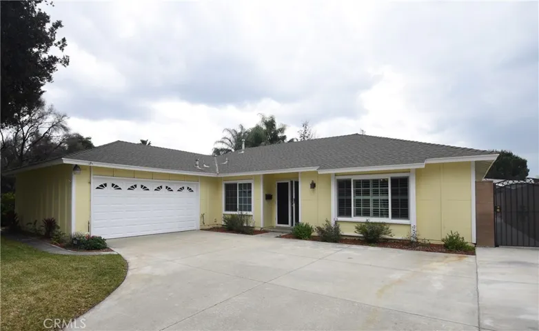 This Beautiful home is great place to call your own.