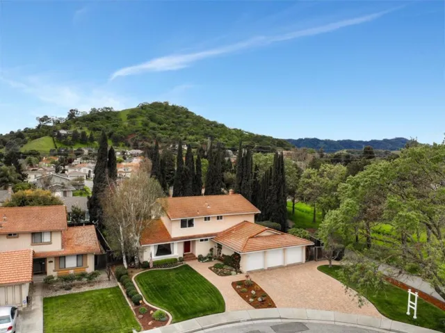 15695 La Mesa Court, Morgan Hill, California 95037