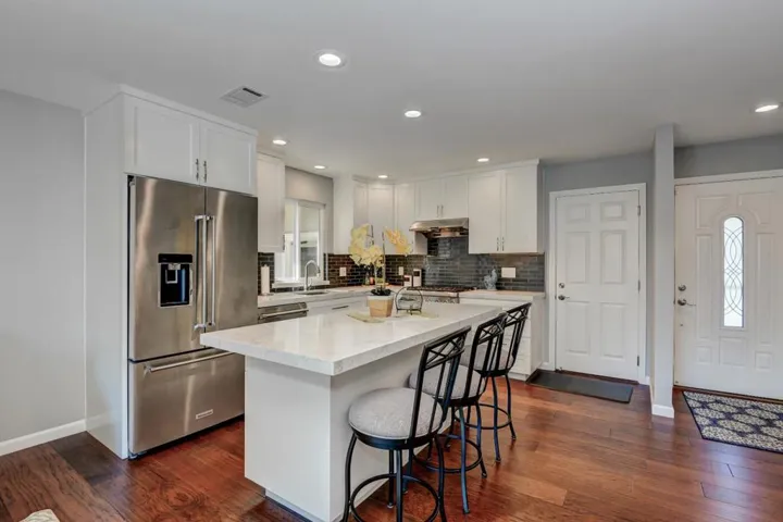 2374 Alberta Court, Santa Clara, California 95050