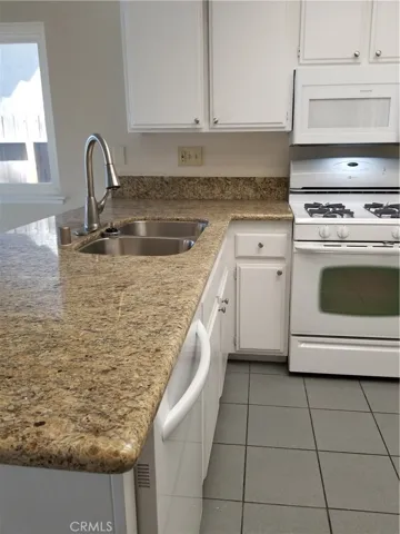 809 E Mesa Drive, Rialto, California 92376