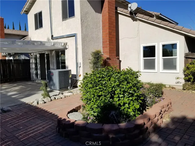 809 E Mesa Drive, Rialto, California 92376