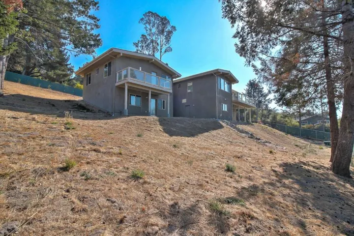 477 Sims Road, Santa Cruz, California 95060