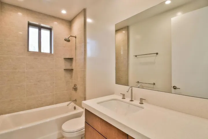 477 Sims Road, Santa Cruz, California 95060