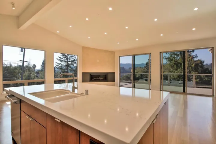 477 Sims Road, Santa Cruz, California 95060