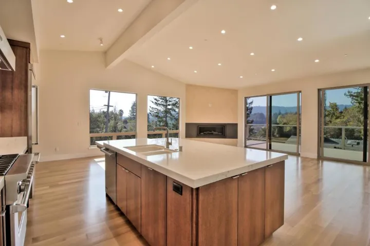 477 Sims Road, Santa Cruz, California 95060