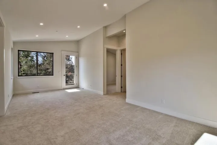 477 Sims Road, Santa Cruz, California 95060