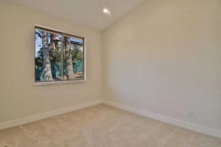477 Sims Road, Santa Cruz, California 95060