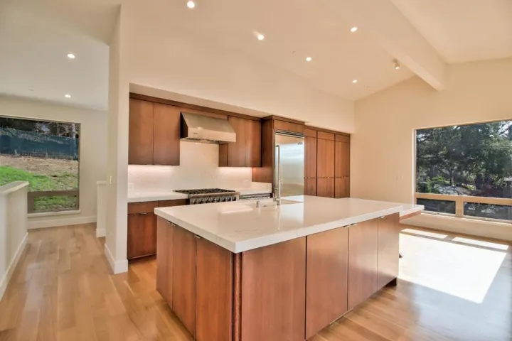 477 Sims Road, Santa Cruz, California 95060