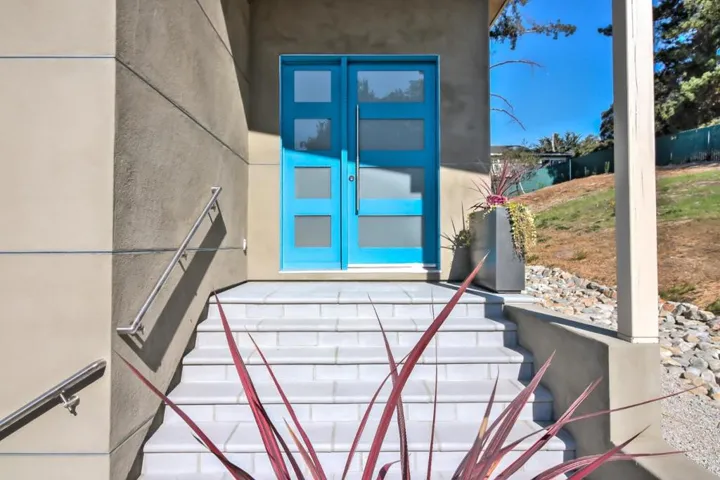 477 Sims Road, Santa Cruz, California 95060