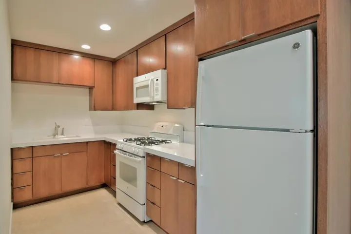 477 Sims Road, Santa Cruz, California 95060