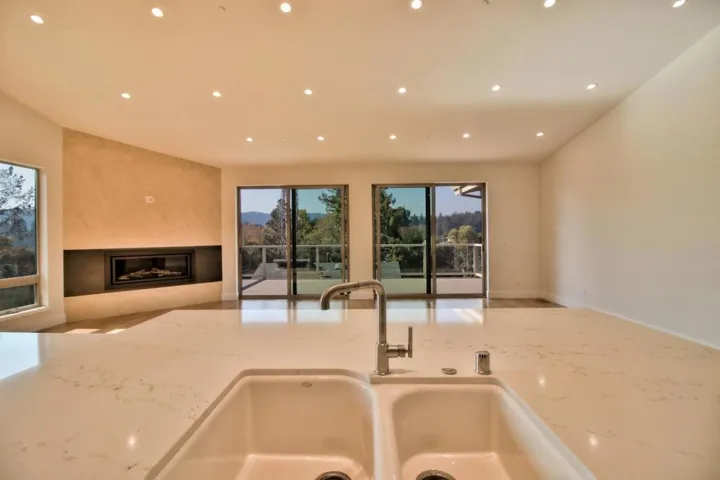 477 Sims Road, Santa Cruz, California 95060