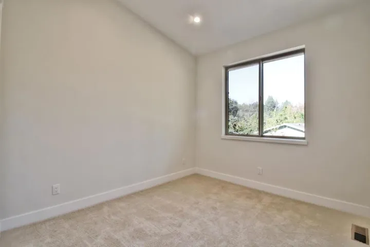 477 Sims Road, Santa Cruz, California 95060