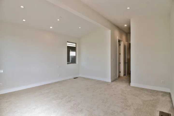 477 Sims Road, Santa Cruz, California 95060