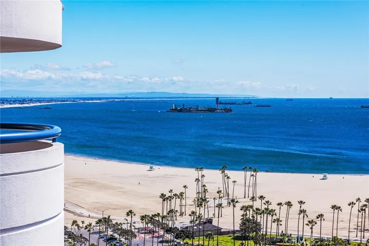525 E Seaside Way 2105, Long Beach, California 90802