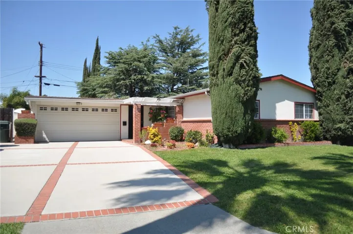 1545 Lyndhurst Avenue, Hacienda Heights, California 91745