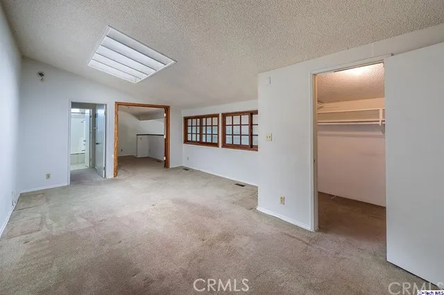 320 E Stocker Street 302, Glendale, California 91207