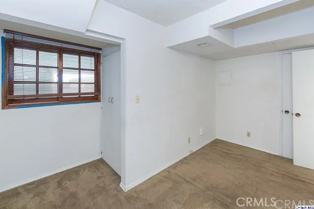 320 E Stocker Street 302, Glendale, California 91207