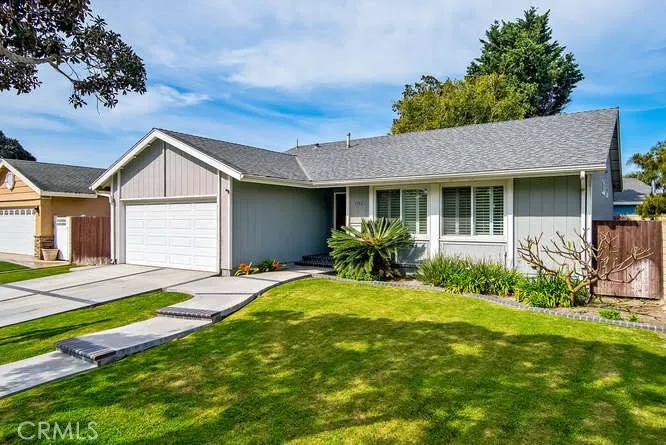 17321 Forbes Lane, Huntington Beach, California 92649