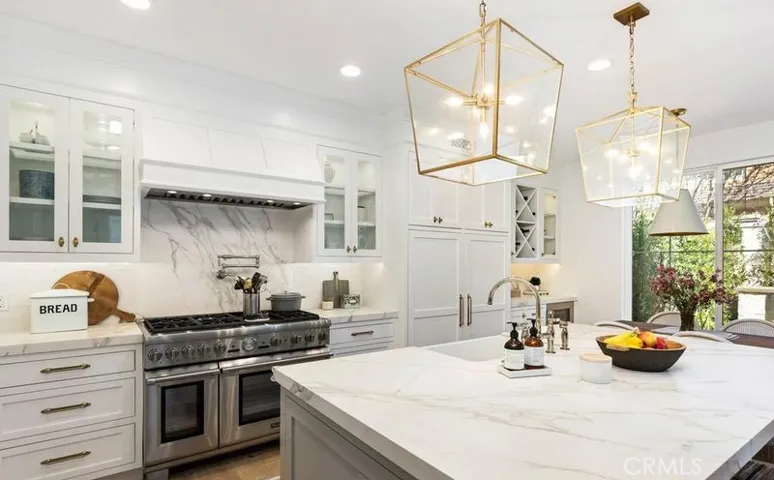 1424 Newporter Way, Newport Beach, California 92660