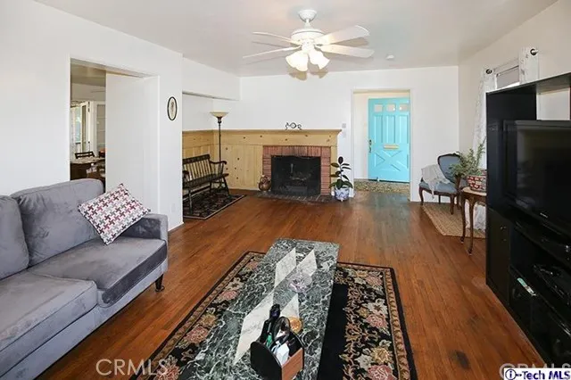 1831 Arvin Drive, Glendale, California 91208