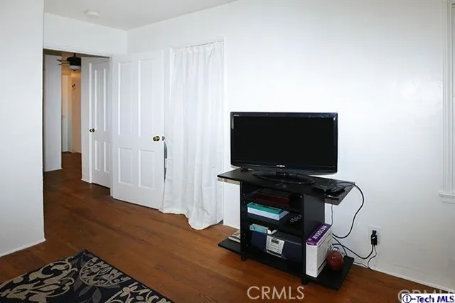 1831 Arvin Drive, Glendale, California 91208