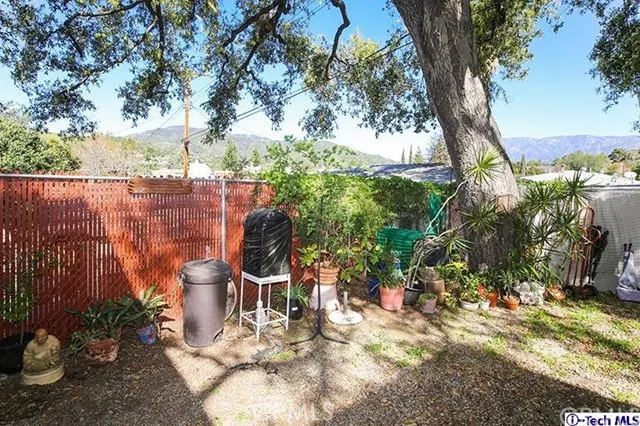 1831 Arvin Drive, Glendale, California 91208