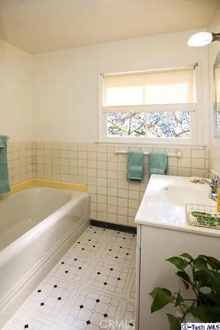 1831 Arvin Drive, Glendale, California 91208